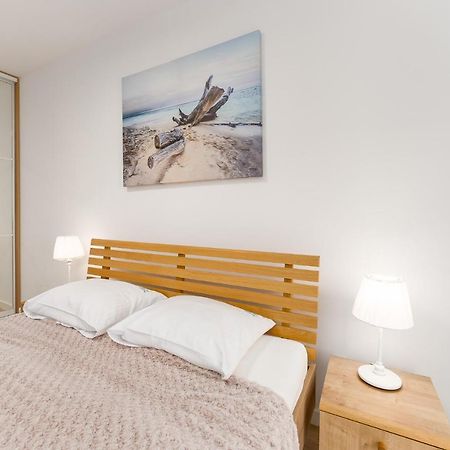 Nadmorskie Tarasy Apartament 215 A Eltom Tour Kołobrzeg Eksteriør billede